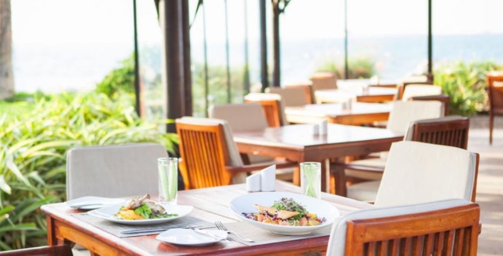 Hotel JA Jebel Ali Beach 5*