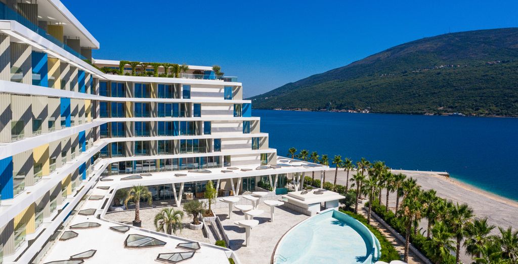 carine hotel park bay of kotor