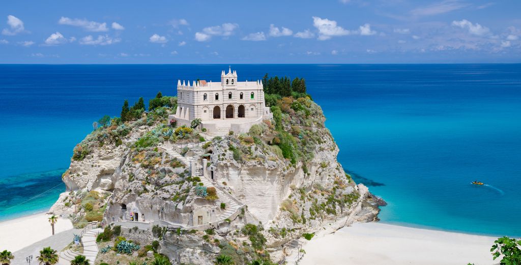 7-Night Roadtrip in Sicily & Calabria