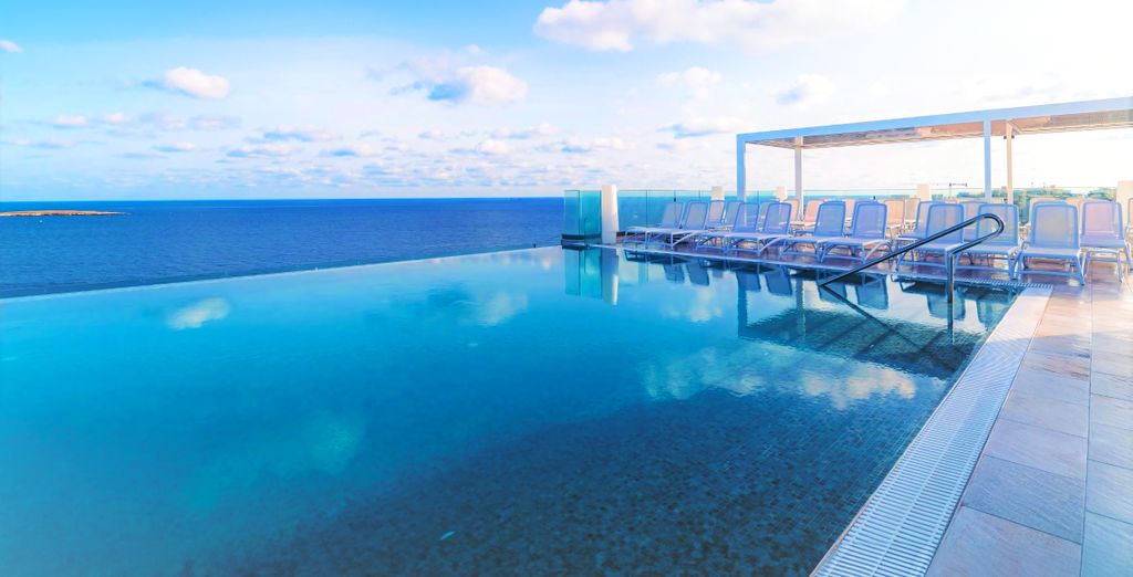 Seaview Hotel Adults-Only 4*