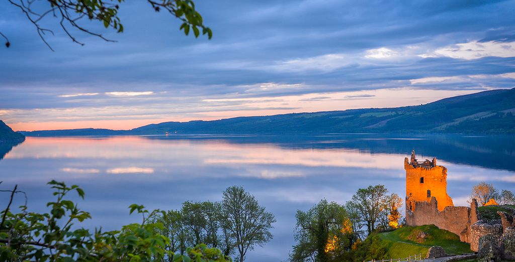 explore and visit loch ness