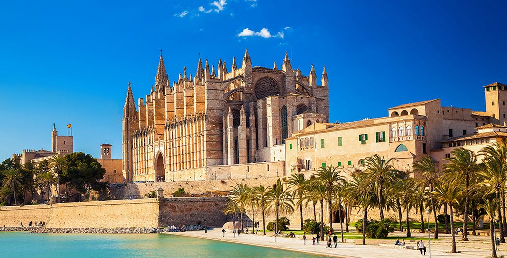 The impressive cathedral of Seu in Palma