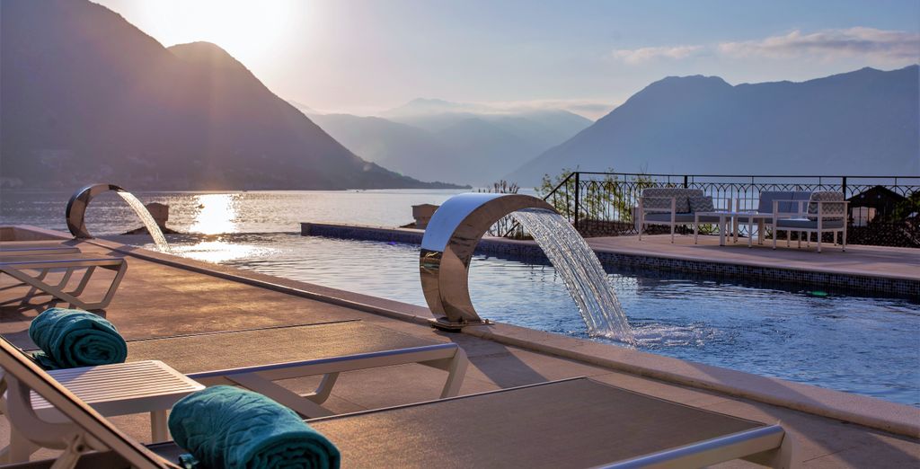 HUMA Hotel Kotor Bay 5*