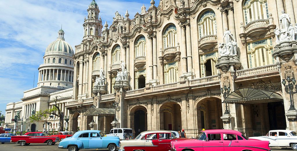 Experience the largest Caribbean island, Cuba with Voyage Privé
