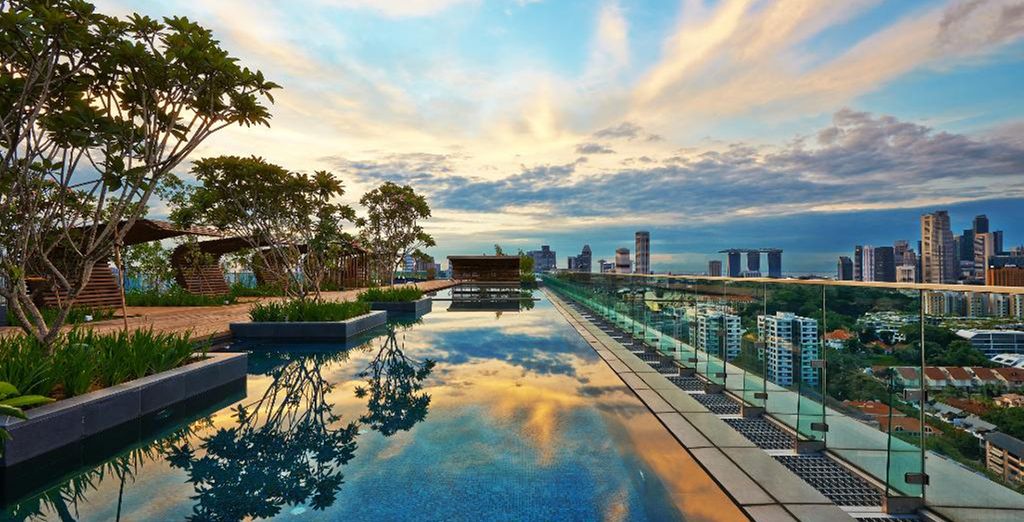 Hotel Jen Orchardgateway Singapore 4* & The Nai Harn Phuket 5*