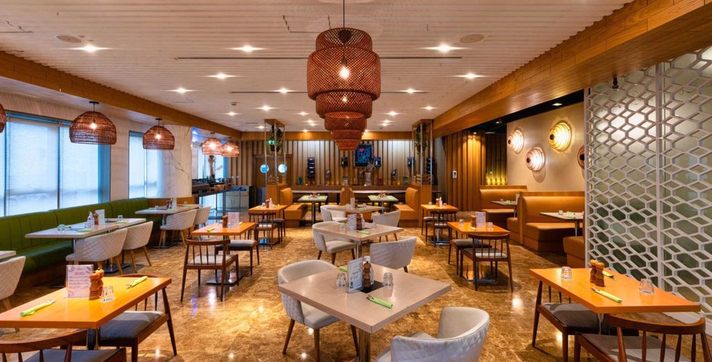 The First Collection Dubai Marina 4*