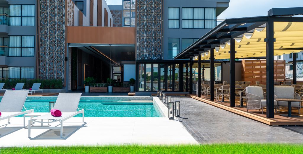 Coralia Beyond Resort Kata 4* e possibile pre-estensione a Bangkok