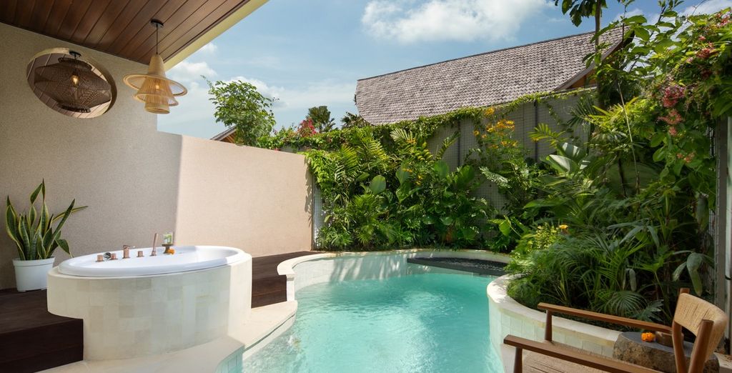 Asvara Luxury Resort & Spa 5*, Sudamala Resort, Senggigi 5* e Sini Vie Resort Seminyak by iNi Vie Hospitality 5*