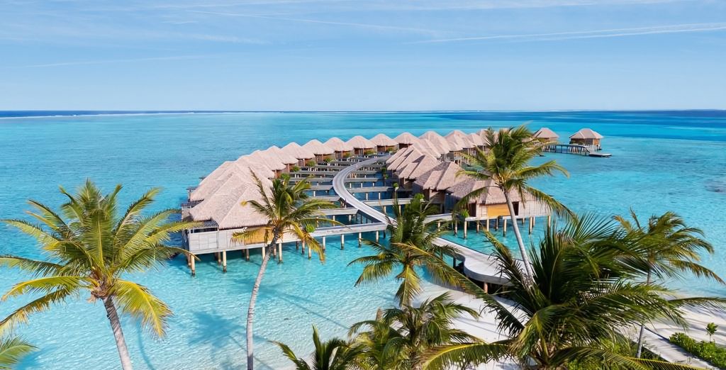 Grand Hyatt Abu Dhabi Hotel & Residences Emirates Pearl 5* e Barceló Whale Lagoon Maldives 5*