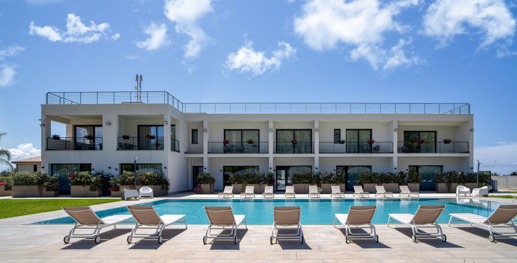 Ella Suites & Apartments