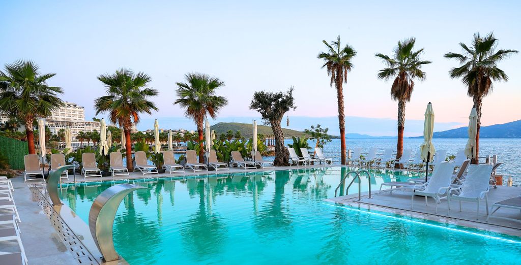 Joelle Premium Hôtel 4*