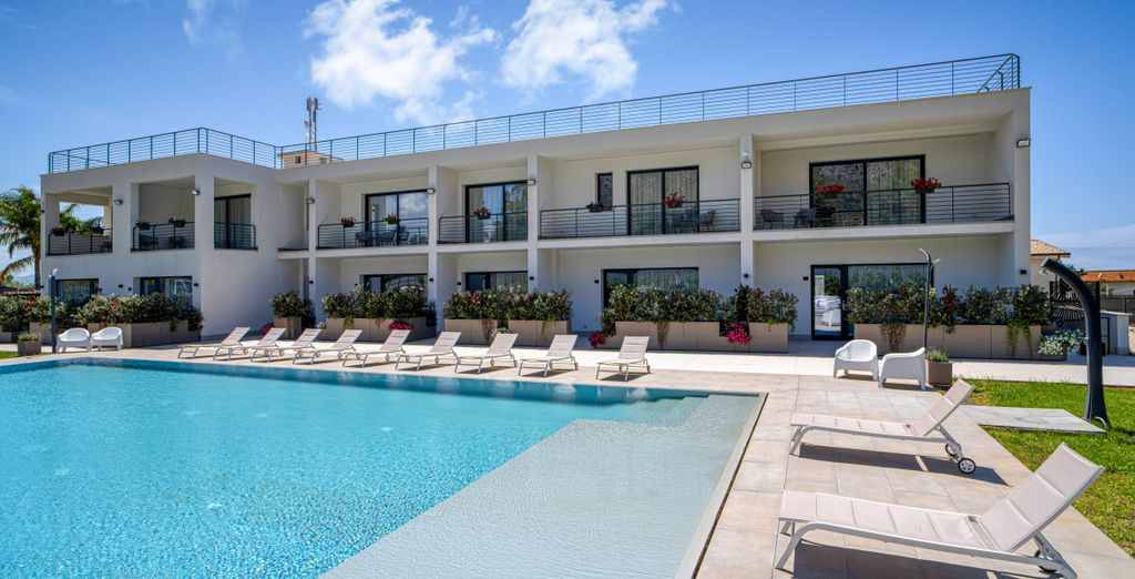Ella Suites & Apartments
