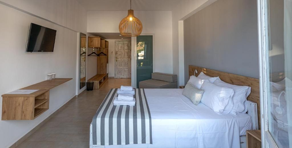 Triton Hotel 4*