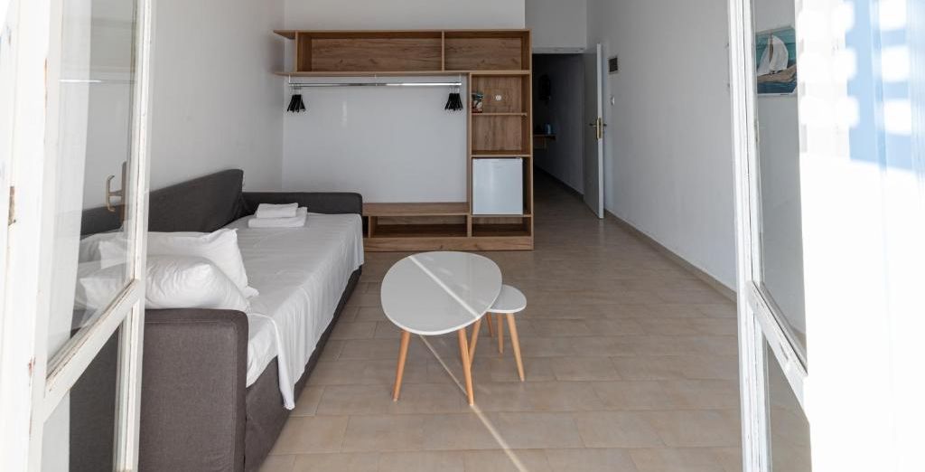 Triton Hotel 4*