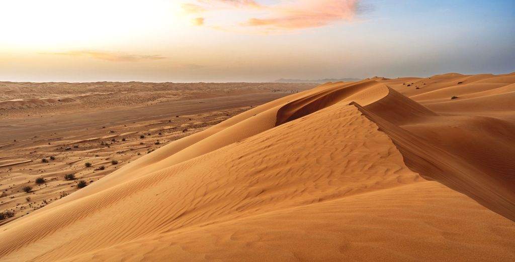 Mövenpick Hotel & Apartments Ghala Muscat 5* con possibile tappa al Thousand Nights Camp