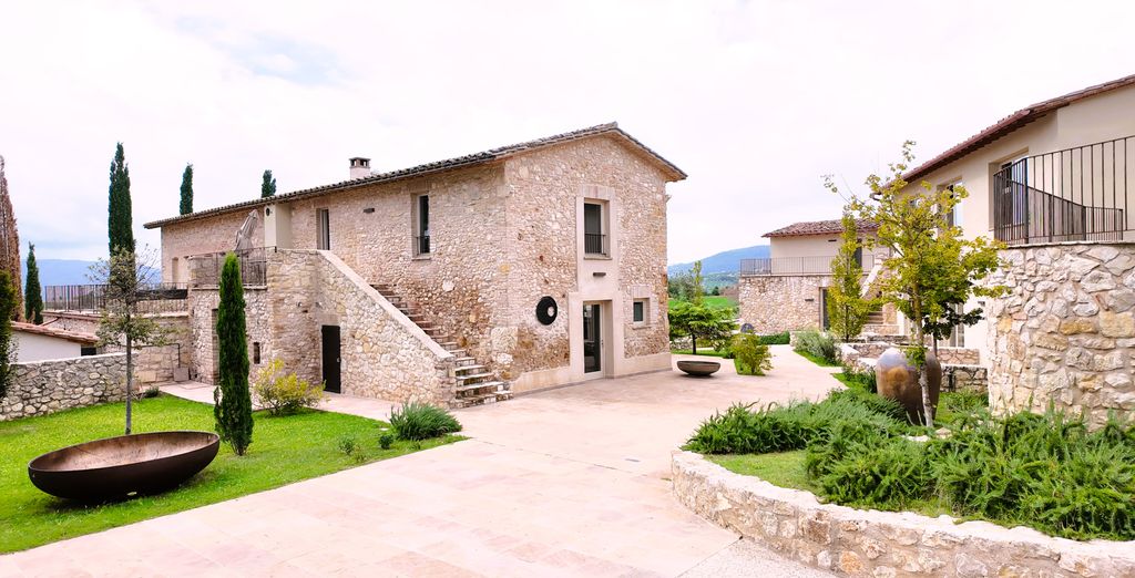 UNICO Borgo del Lago Resort