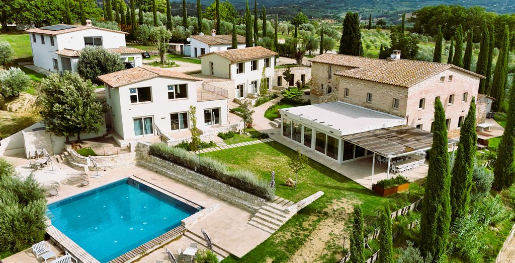 UNICO Borgo del Lago Resort