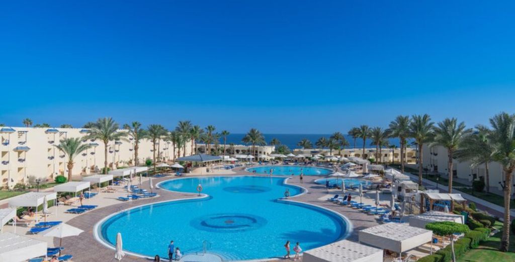 Grand Oasis Resort 4*