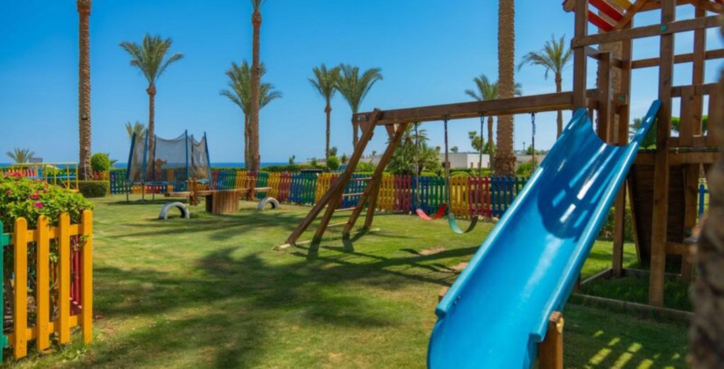 Grand Oasis Resort 4*