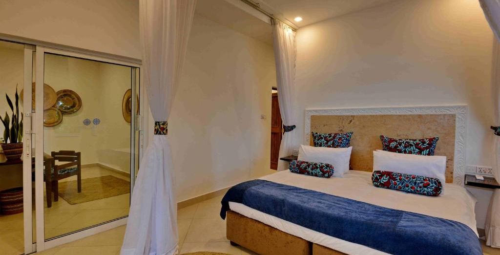 Mnarani Beach Club con safari da 1 a 4 notti