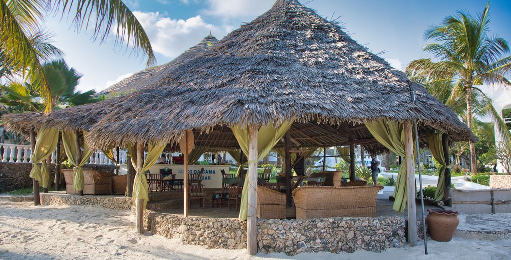 Jacaranda Beach Resort 4* con possibile safari da 1 a 3 notti