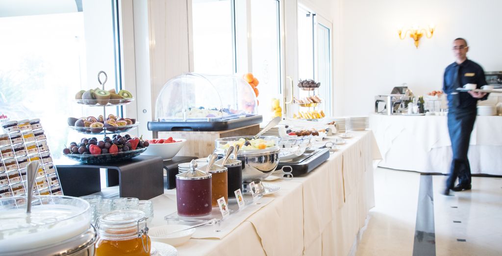 Palace Hotel Desenzano 4*