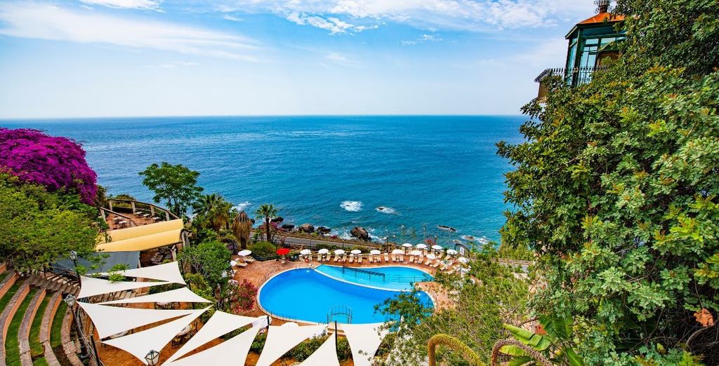 Baia Taormina 4* con posible extensión en Itria Palace 4*