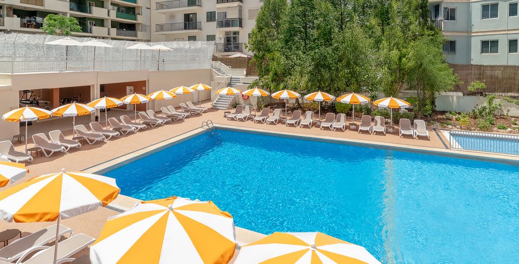 Tent Arenal con posible Ferry hacia Mallorca