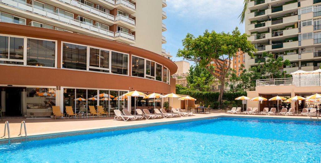 Tent Arenal con posible Ferry hacia Mallorca