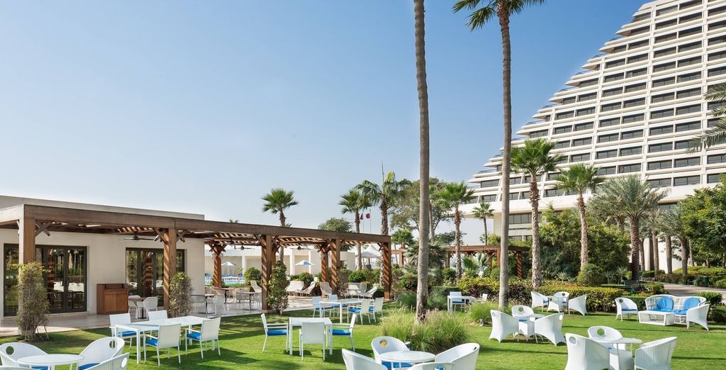 Sheraton Grand Doha Resort & Convention Hotel 5*, Stripes Kuala Lumpur 5* e Tanjong Jara Resort 5*