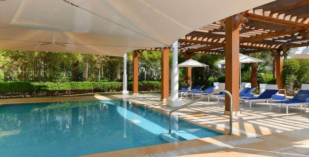 Sheraton Grand Doha Resort & Convention Hotel 5*, Stripes Kuala Lumpur 5* e Tanjong Jara Resort 5*