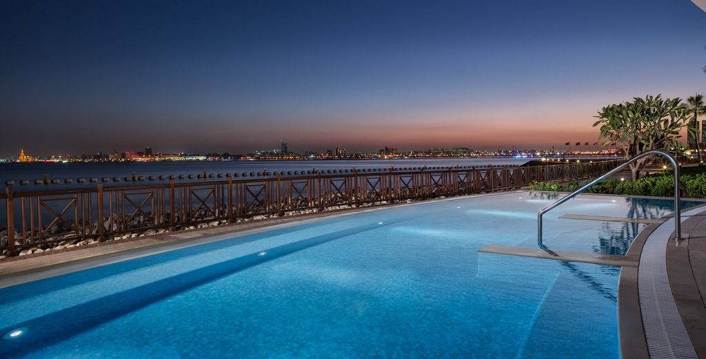 Sheraton Grand Doha Resort & Convention Hotel 5*, Stripes Kuala Lumpur 5* e Tanjong Jara Resort 5*