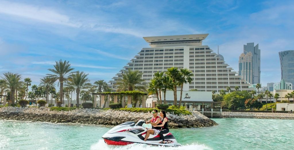 Sheraton Grand Doha Resort & Convention Hotel 5*, Stripes Kuala Lumpur 5* e Tanjong Jara Resort 5*
