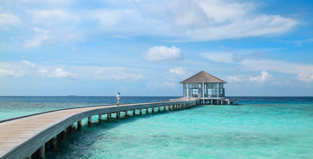 Raffles Dubai by Accor 5* e Raffles Maldives Meradhoo Resort 5*