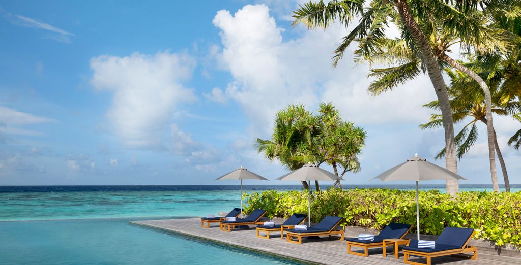 Raffles Dubai by Accor 5* e Raffles Maldives Meradhoo Resort 5*