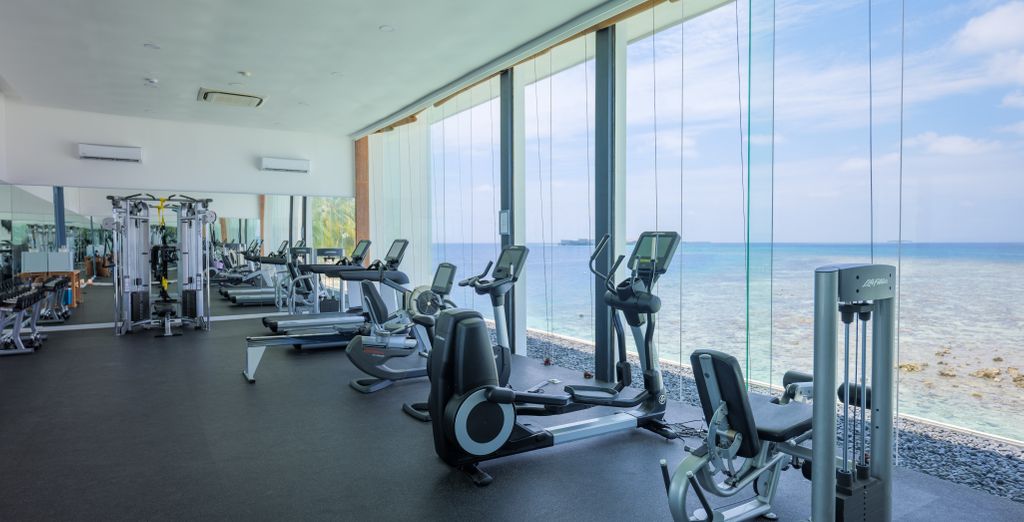 Raffles Dubai by Accor 5* e Raffles Maldives Meradhoo Resort 5*