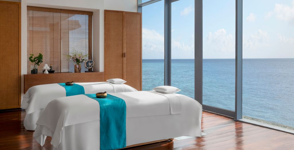 Raffles Dubai by Accor 5* e Raffles Maldives Meradhoo Resort 5*