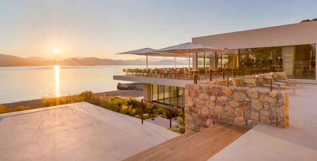 Mirage Chalkida City Resort