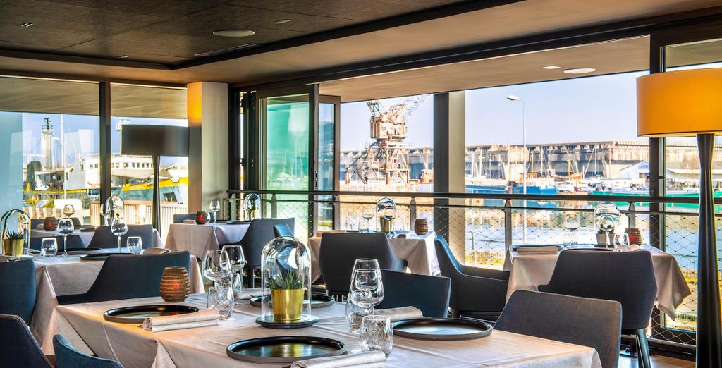 Radisson Blu Hotel Bordeaux 4*