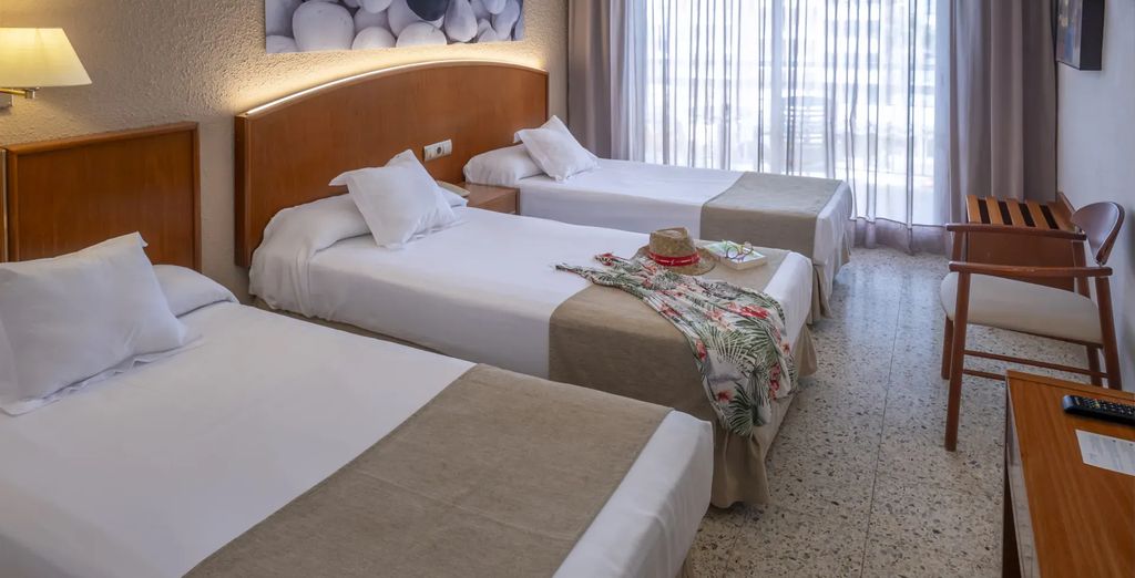 GHT Hotel Oasis Park & Spa 4*