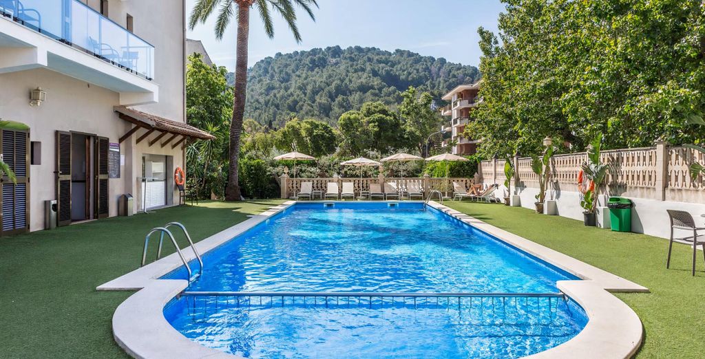 Fergus Style Soller Beach 4*