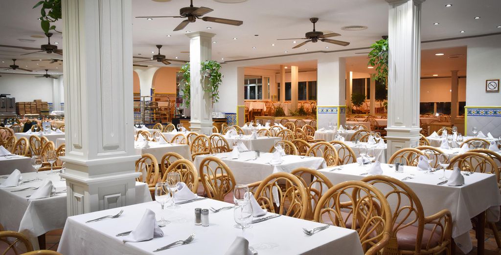 Senator Granada Spa Hotel 4* e Playacapricho 4*
