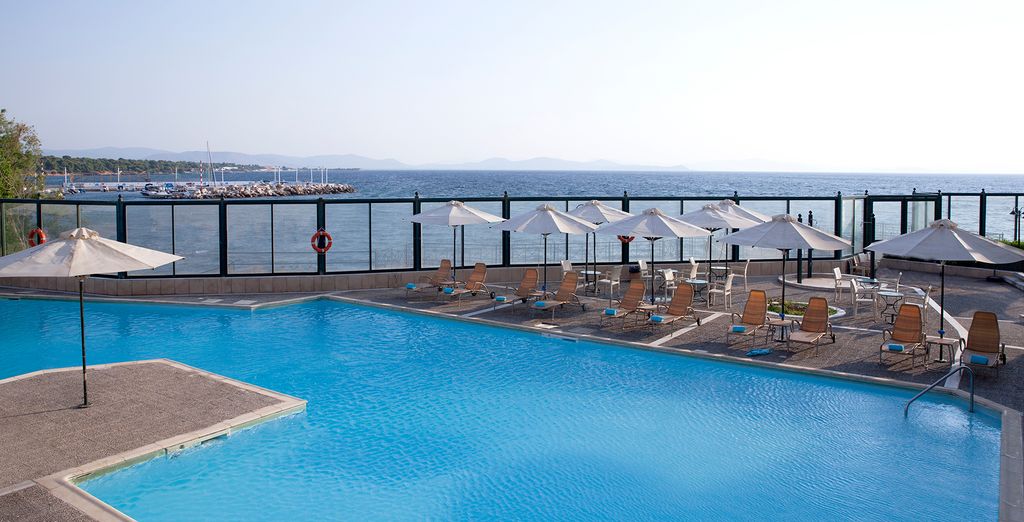 Ramada Attica Riviera