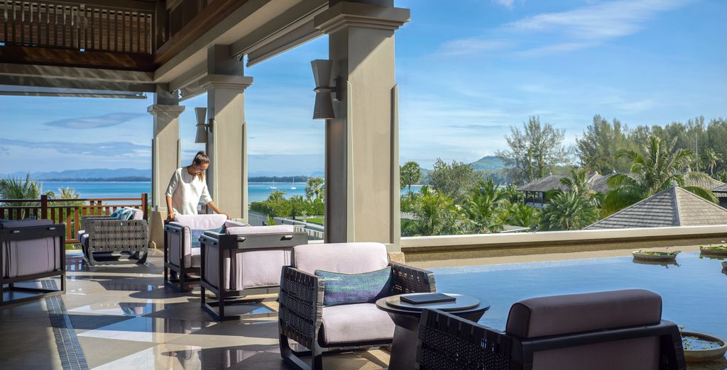 Grand Hyatt Abu Dhabi Hotel & Residences Emirates Pearl 5* e Phuket Marriott Resort and Spa, Nai Yang Beach 5*