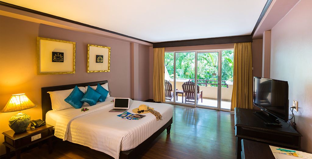 Namaka Resort Phuket 5*, The Fair House Beach Resort Samui 4* e Montien Surawong Bangkok 5*