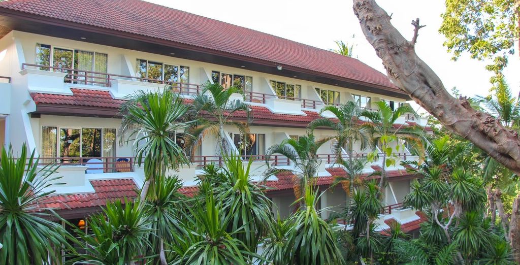 Namaka Resort Phuket 5*, The Fair House Beach Resort Samui 4* e Montien Surawong Bangkok 5*