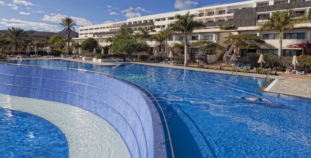 Hotel Costa Calero 4*