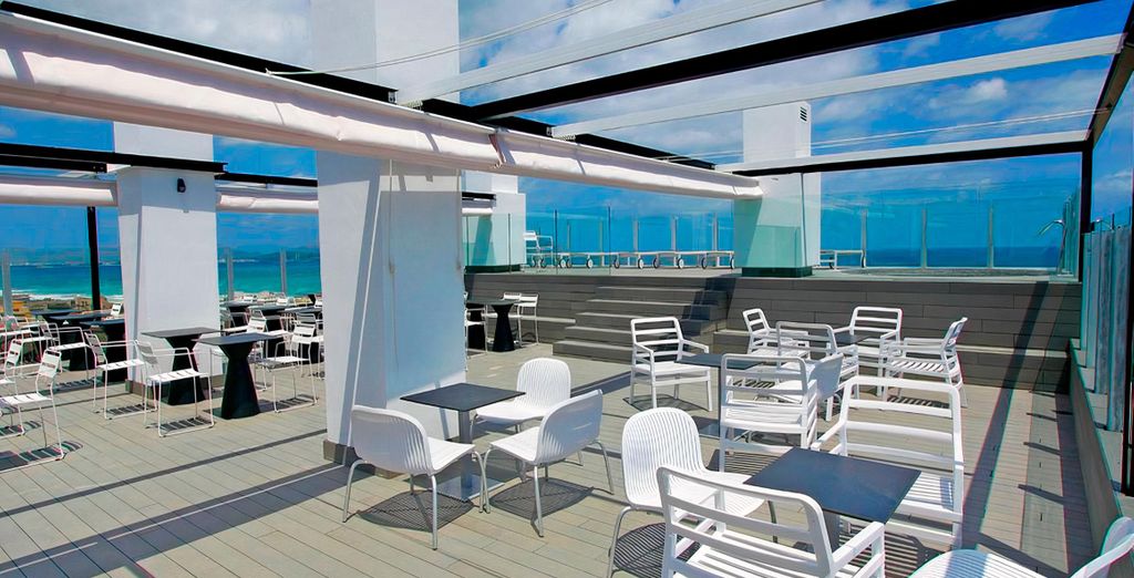 Tonga Tower Design Hotel & Suites 4*