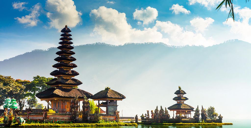 Combinato: Royal Casa Ganesha Ubud 4*, PinkCoco Gili Trawangan - Adults Only e Hotel Nikko Bali Benoa Beach 5*