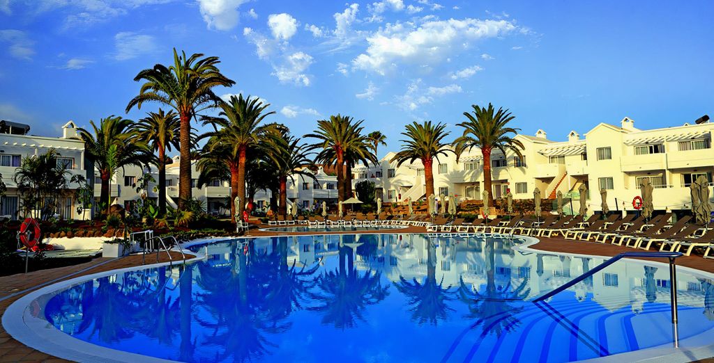 Labranda Corralejo Village 4*